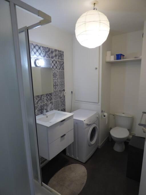 Brest Saint-Marc : Appart T1 Bis Bien Situe Wifi Bagian luar foto