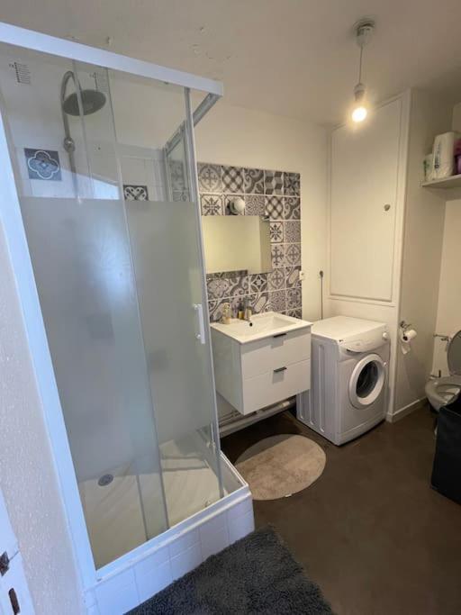 Brest Saint-Marc : Appart T1 Bis Bien Situe Wifi Bagian luar foto